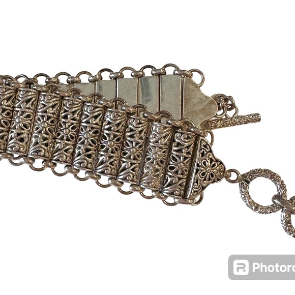 Vintage Sterling Silver Filigree Bracelet Floral Heavy Toggle Closure - Picture 12 of 12